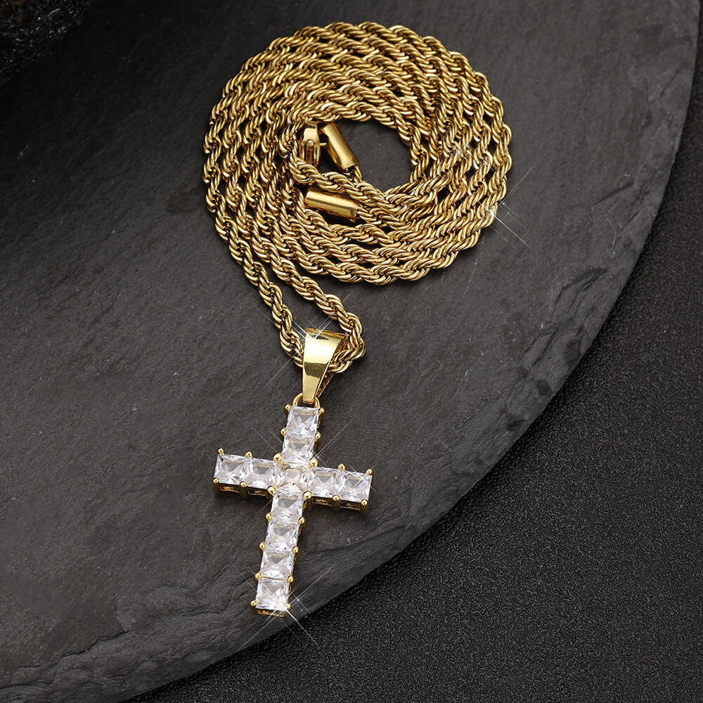 Hot-Selling High-Quality Luxury Cubic Zirconia Necklace Copper Inlaid Zircon Cross Pendant Cross-Border Exclusive