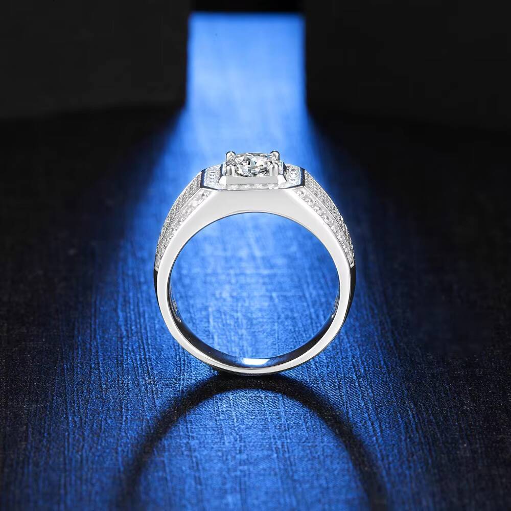 High Quality 925 Sterling Silver Band Mens Luxury 1Carat Moissanite Ring Mens for YiLun Manufacturer