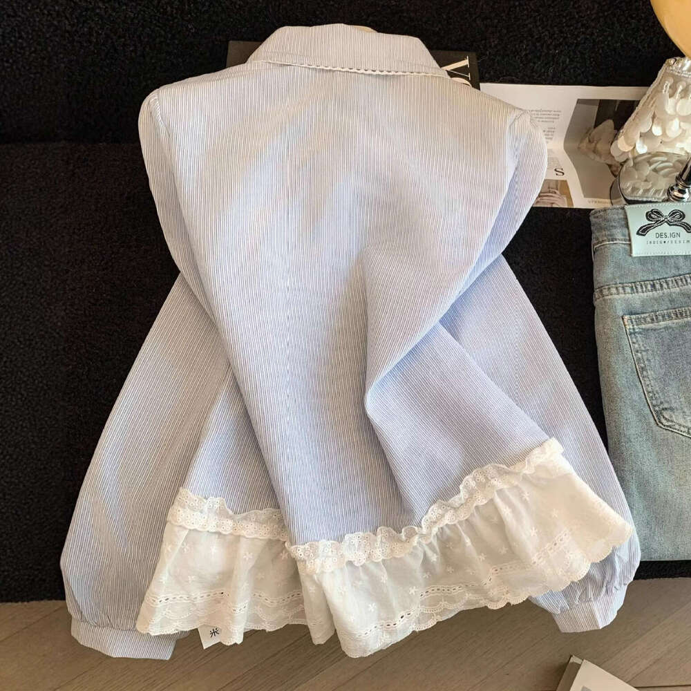Elegant white long-sleeve shirt with lace hem and patchwork design for women, 2026 new model, Designer doll collar top A10479