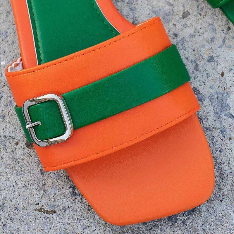 2026 New Women's Hot Selling Trendy Sandals Outdoor Casual Wear resistant Lightweight Flat Shoes