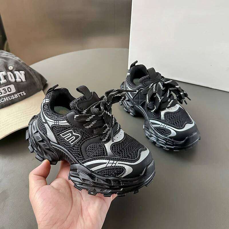 Kids Sneakers Autumn New Toddler Boys Shoes Fashion Brand Sports Running Trainers Breathable Girls Casual Soft Sole 26Y0304
