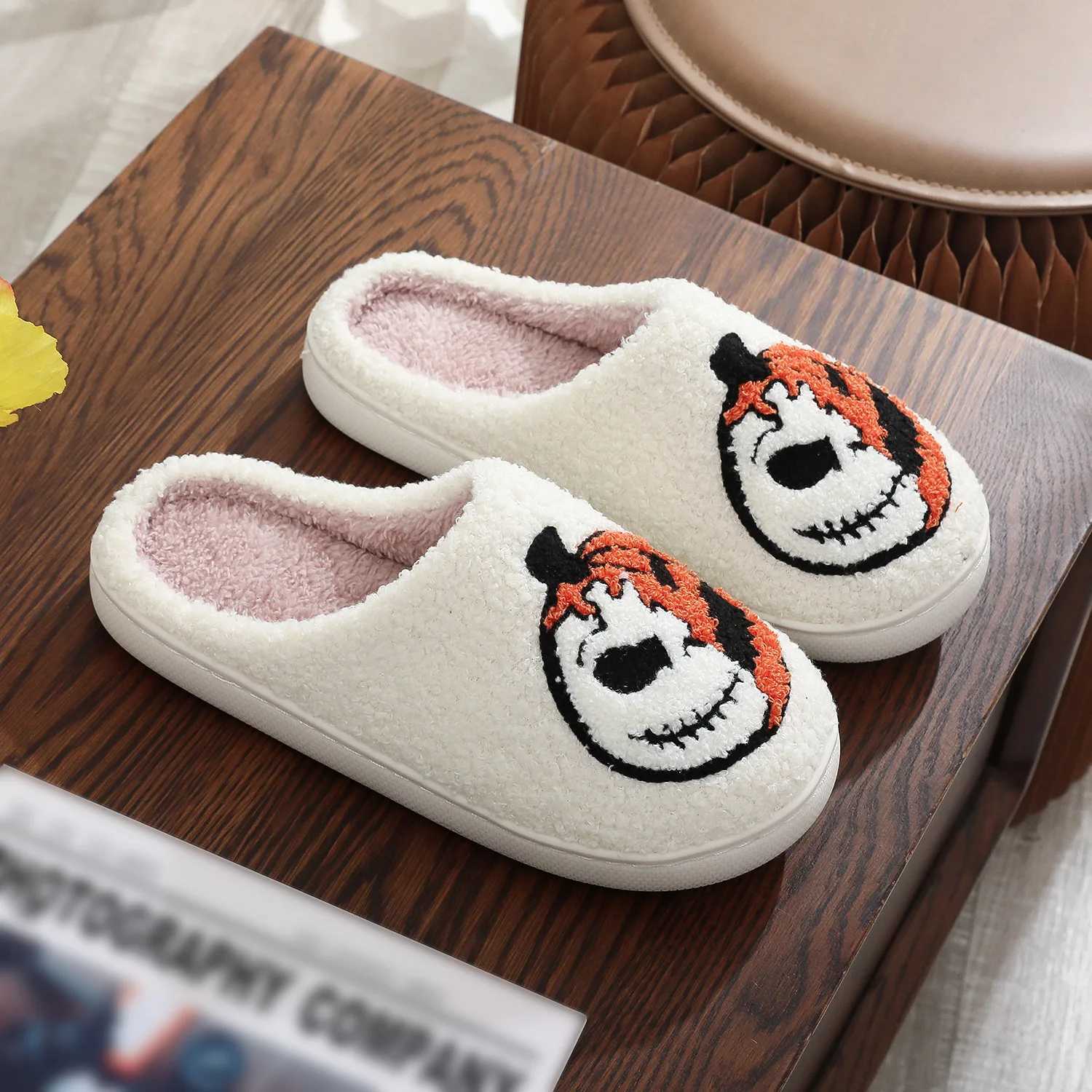 Classics Pumpkin Halloween Womens Girls Slippers Winter Indoor Cartoon Comfort Home Bedroom Soft Causal Flat Plush Shoes S260305
