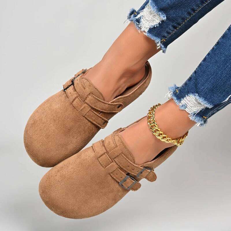 2026 New Women's Classic Retro Anti slip Outdoor Baotou Casual with Double Buckle Fashion Design Flat Shoes