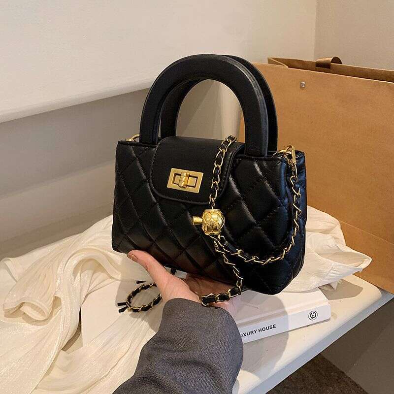 Mini Diamond Chain Women New Spring And Summer Fashion Handbag Commuting Shoulder Crossbody Small Bag XIU LAI SI