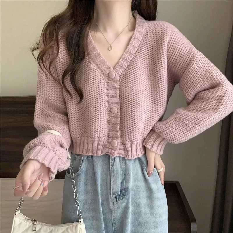 Solid Cropped Knitted Cardigan for Woman 2025 Comfortable Soft Single-Breasted Sweater Jacket Korean V-Neck Long Sleeve Knitwear M260306