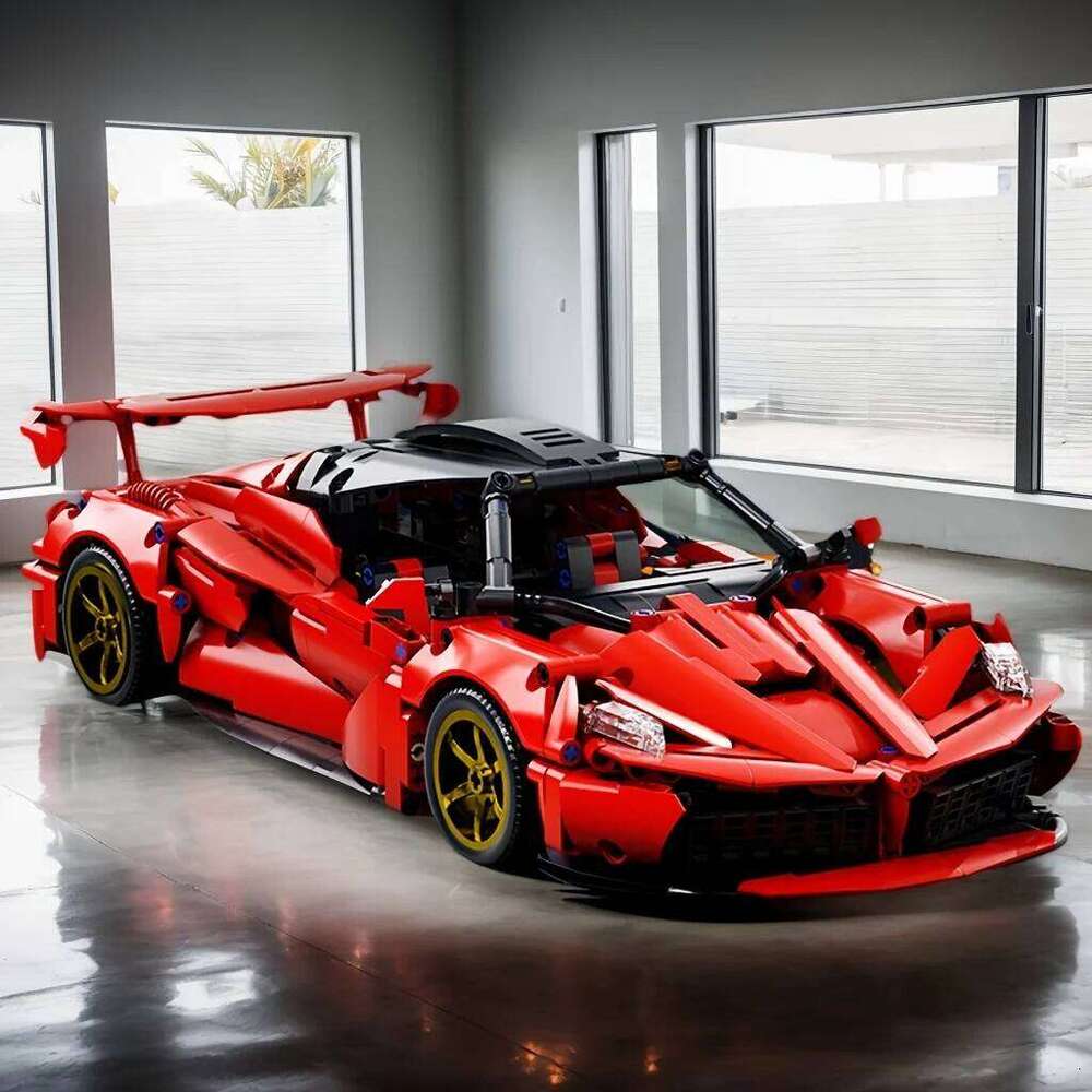 A classic red racing brick playset, perfect for tabletop bookshelf ornaments, and an ideal Christmas gift Z260306