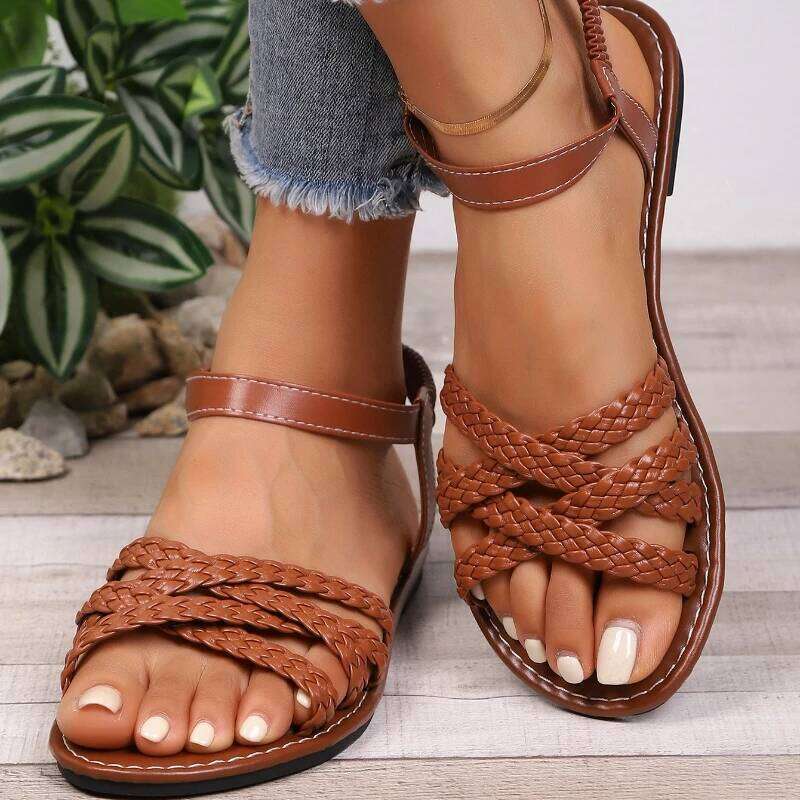 2025 Summer Women's New Fashionable and Comfortable Flat Shoes with Elastic Band Design Anti slip Simple Sandals