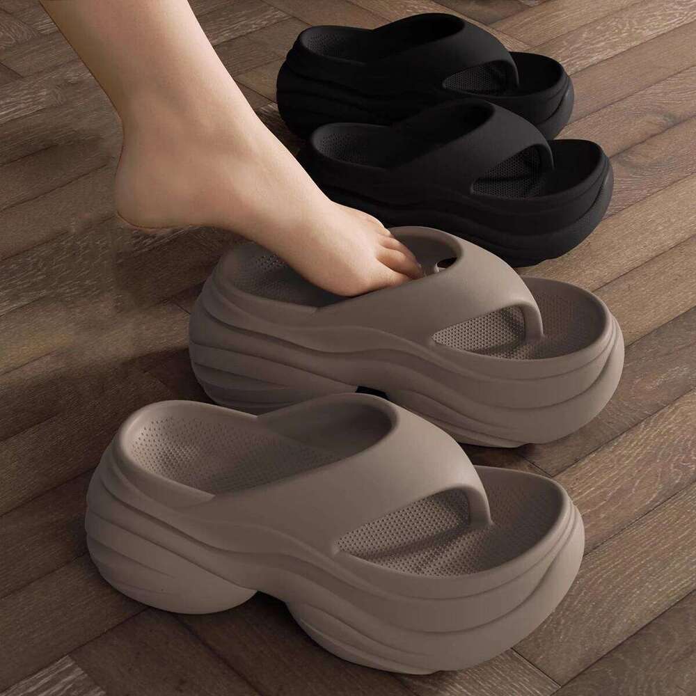 Women's Clip Toe Platform Flip Flops Summer Lightweight Soft EVA Slippers for Women Thick Sole Non Slip Beach Shoes Slides