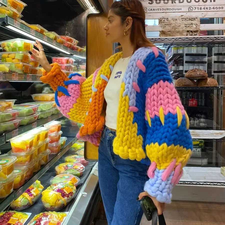 Pure wool sweater with thick thread long sleeved V-neck casual and soft knitted cardigan for women autumn and winter new style M260306