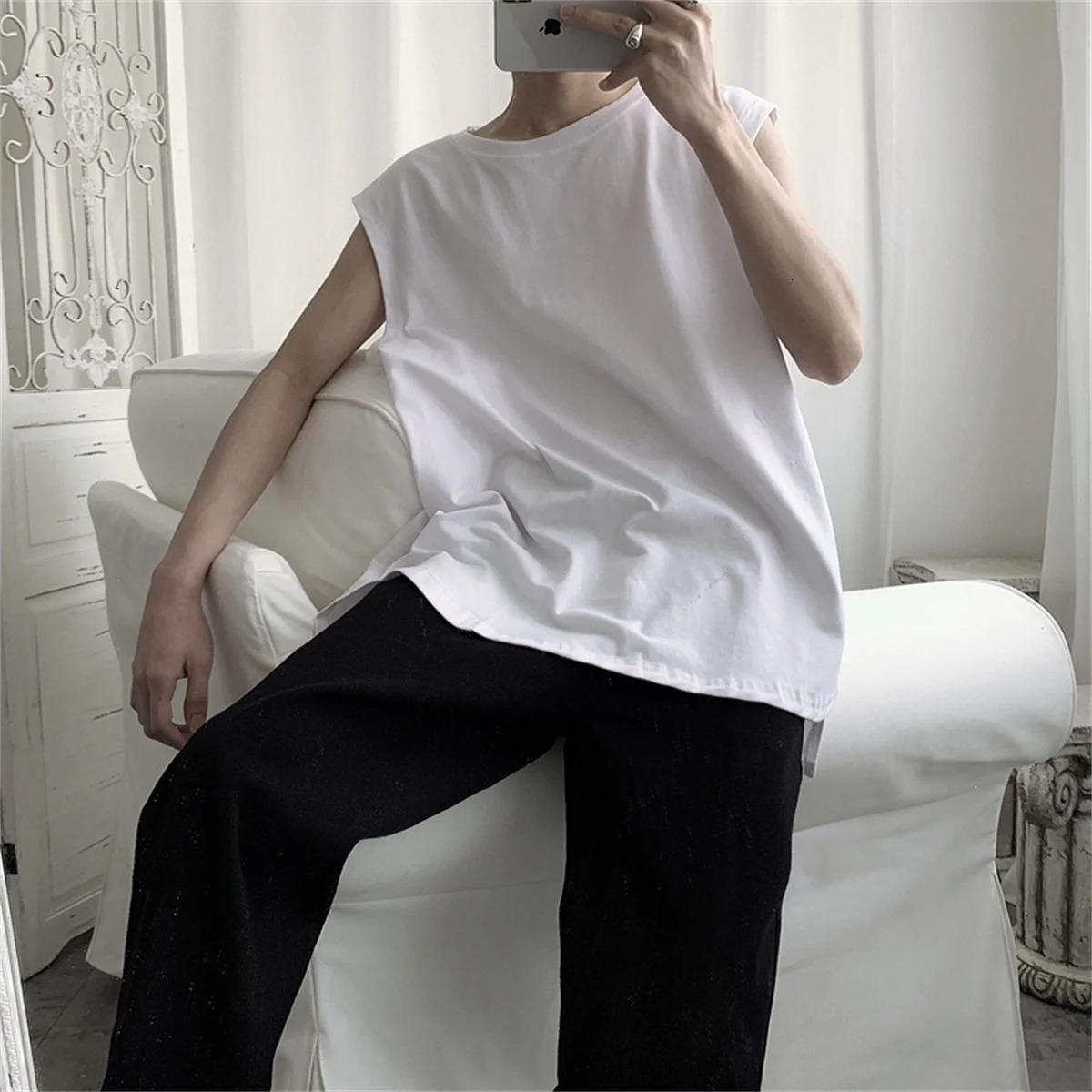 Mens solid color casual sleeveless tank top round neck moisture absorbent sweat drying tank top suitable for summer sports 260306