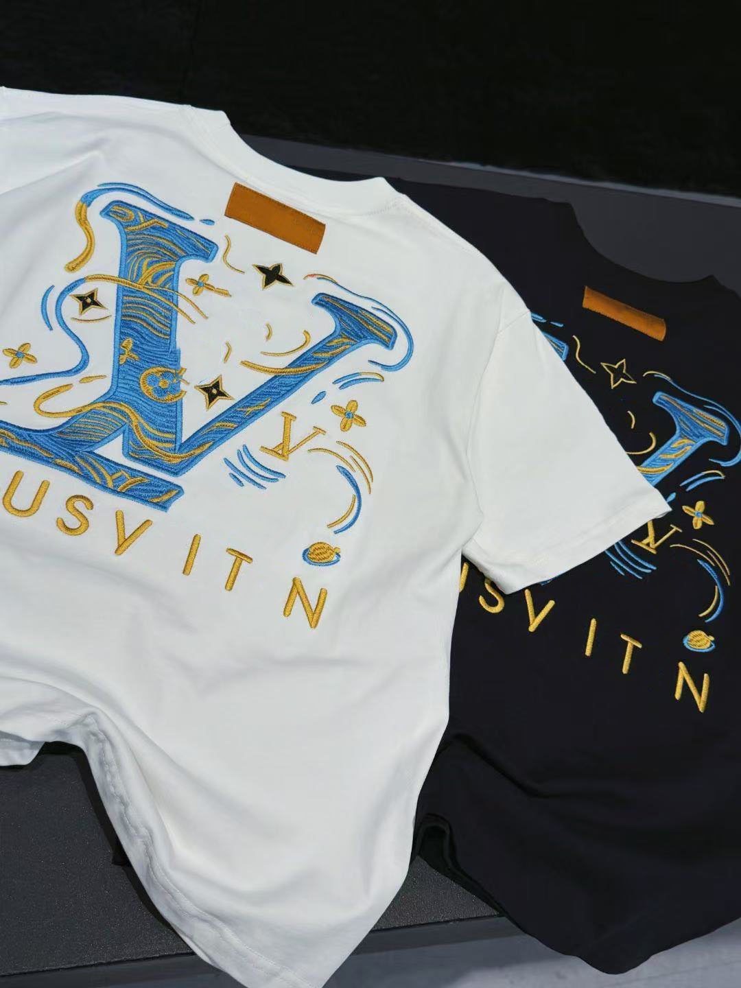 Men's T-Shirts Summer new high-quality brand clothing designer luxury fashion atmosphere casual 100% cotton T-shirt fashion T-shirt with short sleeves.