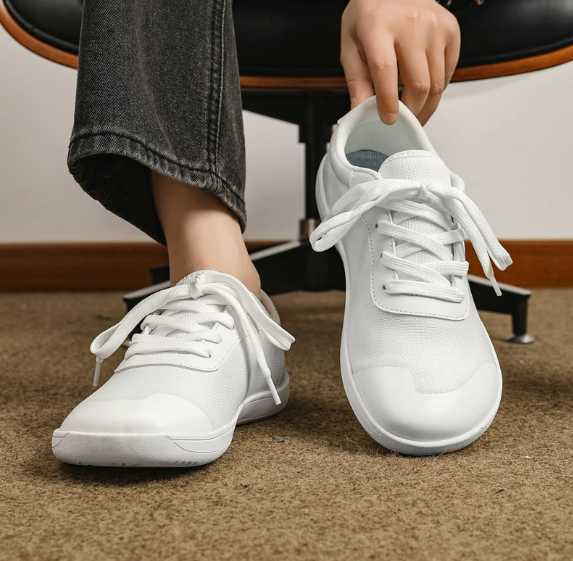 Summer new style wide-toe men's shoes with breathable mesh fabric, running shoes for men, trendy casual sports shoes H260306