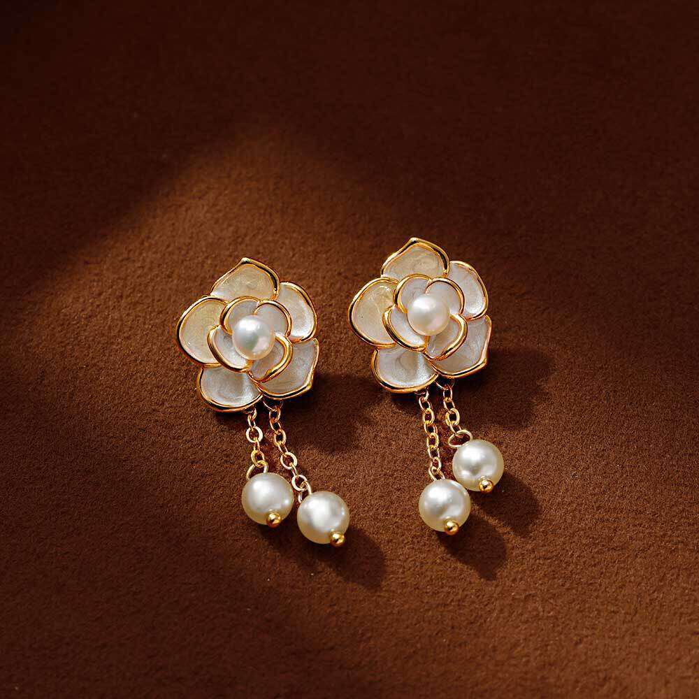 Camellia Earrings For Women 2025 New Trendy High-end Floral Stud Earrings Light Luxury Niche Design Pearl Earrings
