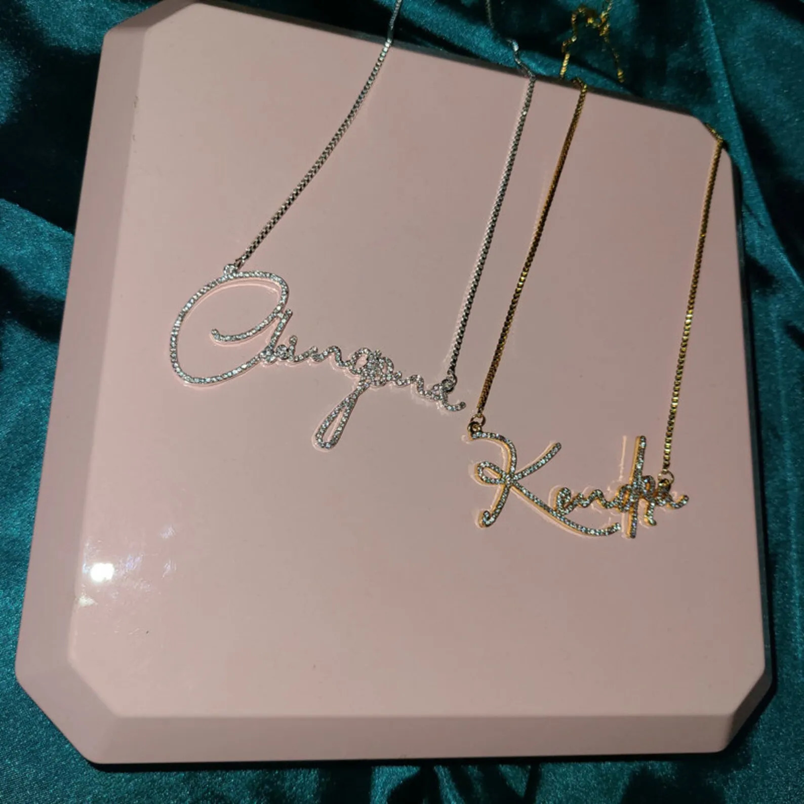 DHQH Personalized Customized Diamond Crystal Name Necklace Stainless Steel Gold Nameplate Sparkling Necklace Womens Gift 260302