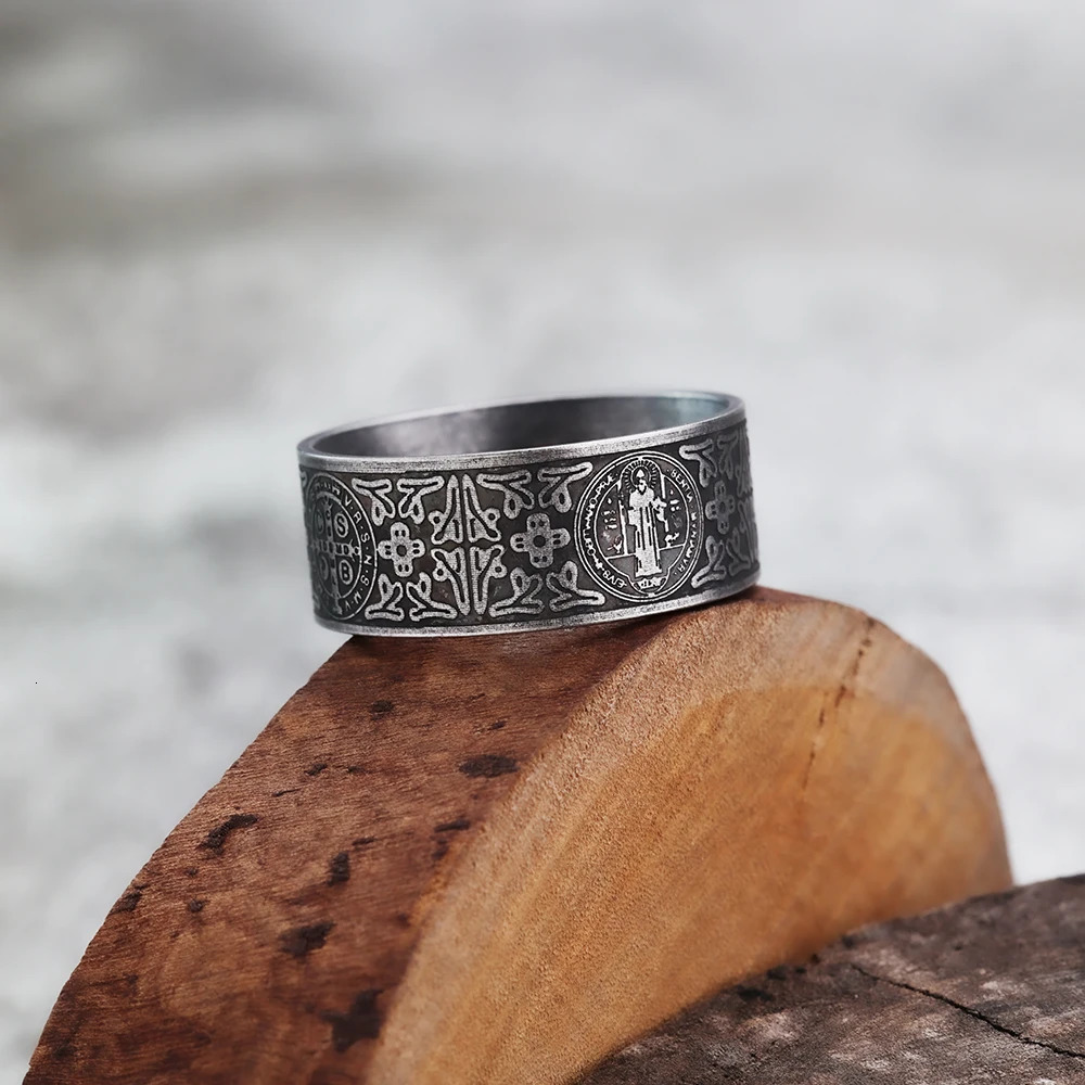 European and American Style Viking Retro Exorcist Personalized Mens Ring Stainless Steel Ring 260302