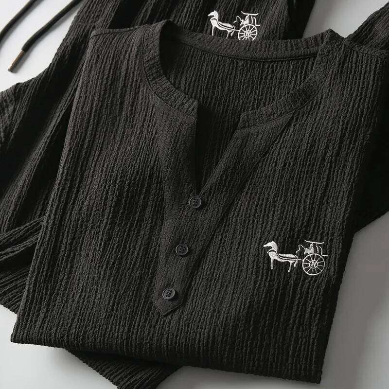 Summer New Casual Men's V-Ne Pleated Ort Sve Irt And Long Pants Thin Faionable Two-Piece Set Teenager