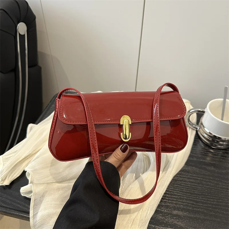 Womens Vintage Faux Oiled Leather Flap Decor Shoulder Underarm Bag Buckle Baguette Tote Suitable for Dating Outing Party 260227