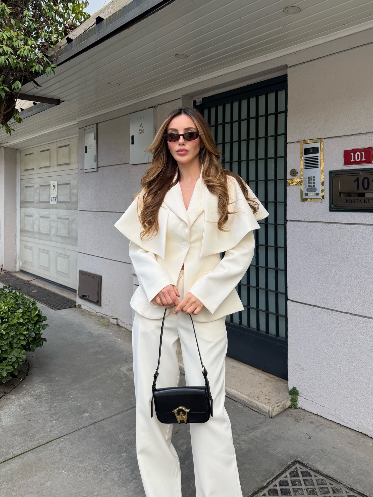 Women's Prom Dresses Suit Gowns Elegant Sheer Lapel Jacket Coat and Pants Suit For Female Satin 2 Pieces Suit Customized W50