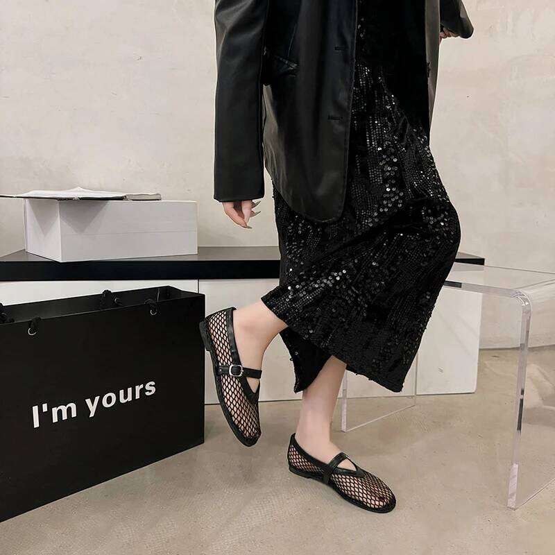2026 Ballet Flat Mesh Women's Fishnet Shoes Large Round Head Breathable and Comfortable Outdoor Flats Sneaker