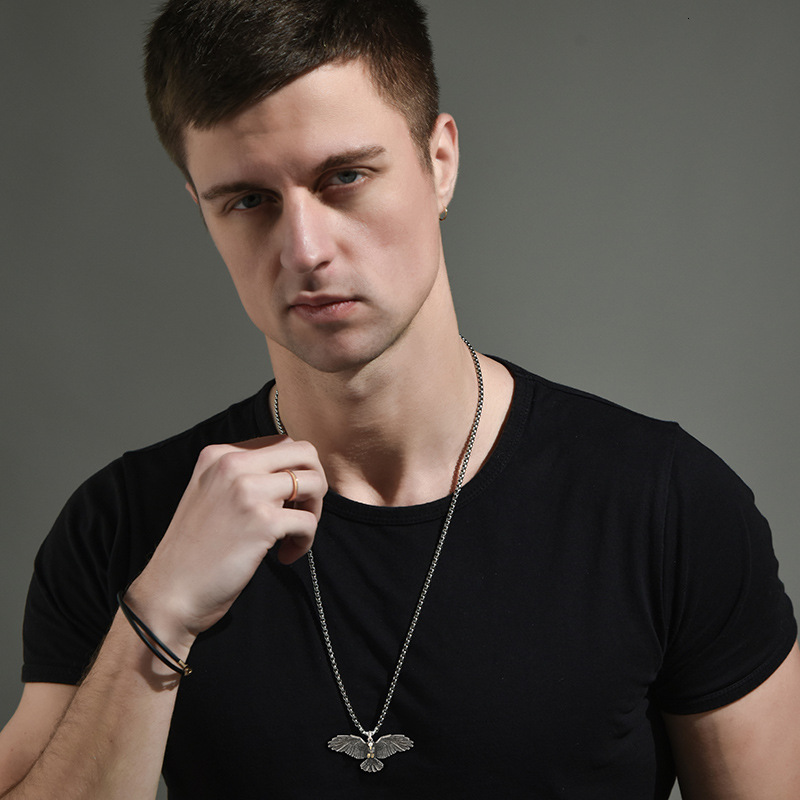 Necklace European and American Domineering Spreading Necklace Wings Cool Men's Titanium Steel Necklace Hip Hop Punk Street Trendy Pendant Necklac
