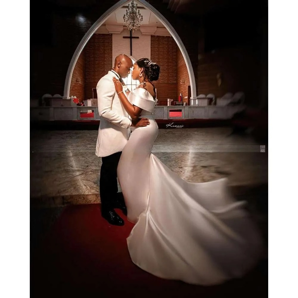 2026 White Mermaid special Dresses for Bride Sheer Neck Sweep Train Pearls Beading Satin Africa Garden Beach Bridal Gowns