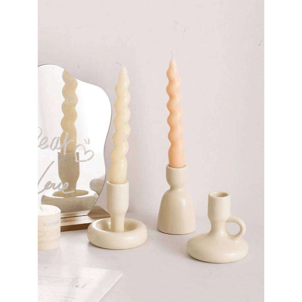 Ceramic Candle Holder Nordic Home Decoration Ins Cream Style Candlestick Wedding for Table Centerpiece Room Vintage Decor XJ260305