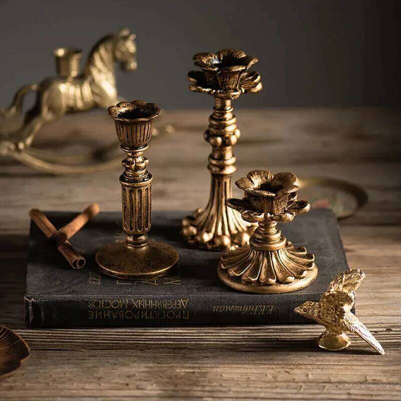 Retro Candlestick Resin Holder Sconce Nostalgic Antique French Candle Stick Rack Home Decor Photography Props XJ260305