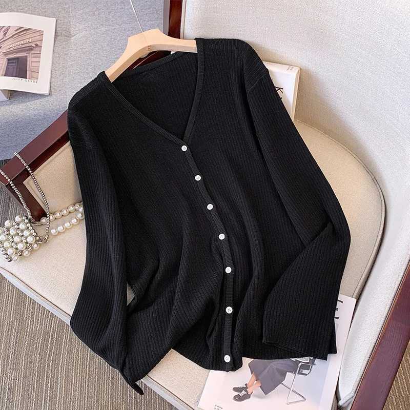 Plus size knitted cardigan V-neck long sleeved T-shirt thin coat autumn top 9175 M260306