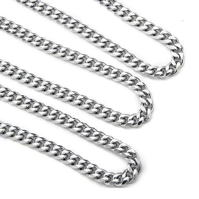 Titanium Steel Necklace Cuban Chain Waterproof Sweatproof Non-Fading Accessories Niche Personality Design High-End Sense Jewelry