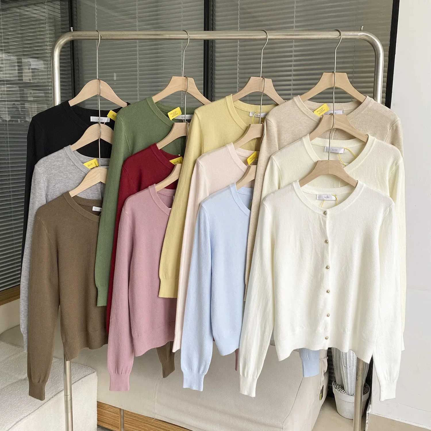 Korean Fashion Button Up Cardigans 2026 Autumn Winter Casual Warm O-neck Long Sleeve Single Breasted Slim Knitwears Sweater M260306