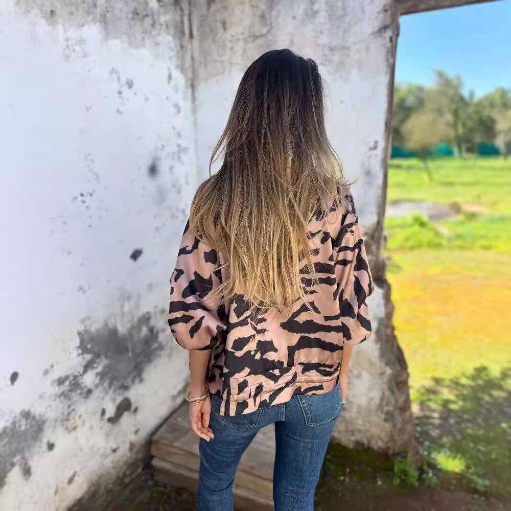 Women's Casual Tiger Print Bomber Jacket Autumn New Arrival Zip Up Long Sleeve Lightweight Outerwear Jacket For Women