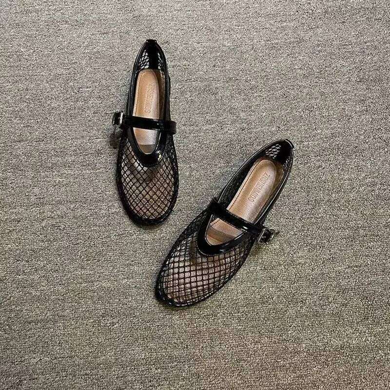 2026 Ballet Flat Mesh Women's Fishnet Shoes Large Round Head Breathable and Comfortable Outdoor Flats Sneaker