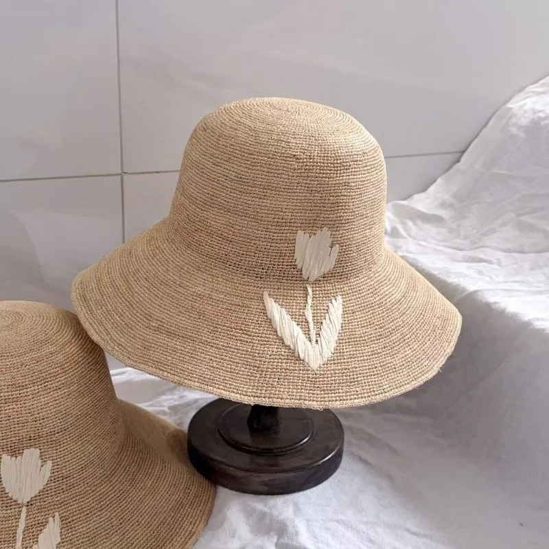 Natural Raffia Hand-woven Sun Hat for Women Summer Sun Protection UV Wide Brim Beach Straw Hat Korean Block Hat 260228