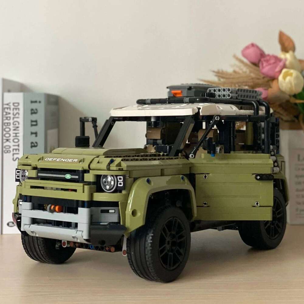 2573PCS 1:8 Technical Defender Off Road Car Building Blocks Assemble Bricks SUV Vehicle Toys Gift For Children Kids Z260305