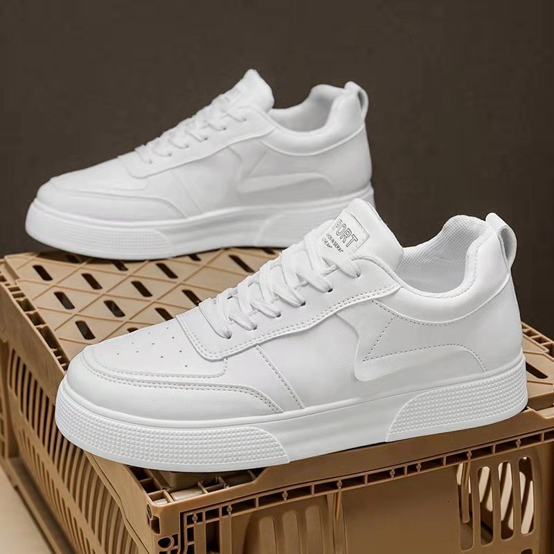 Free Shipping 2026 New Casual Shoes Fashion Skateboard Shoes Large Size Comfortable Breathable Leather White Designer Sneakers for Men
