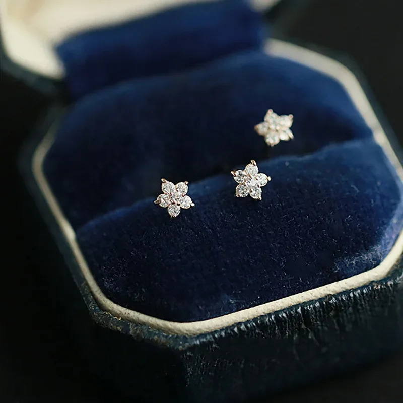 Five-Pointed Star Zircon Earrings S925 Sterling Silver Elegant Trendy Womens Accessories Gift for All Occasions 260303