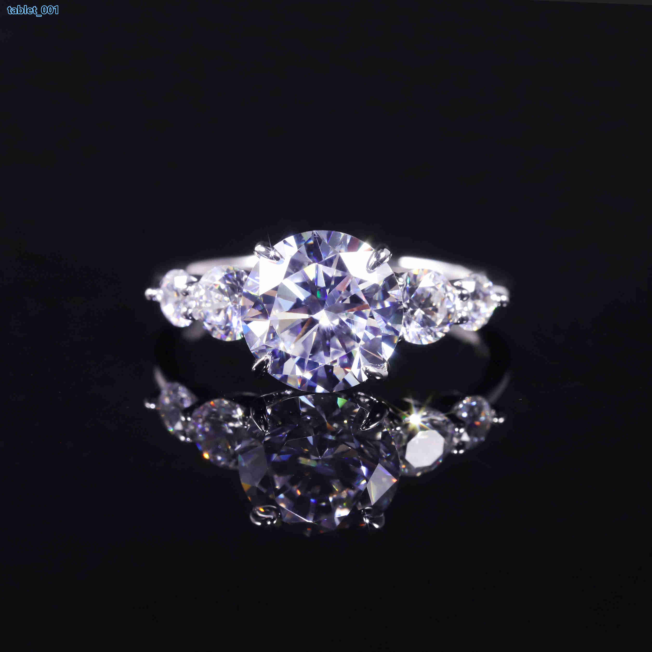 Abiding Five Stone Prong Setting 85mm 25CT VVS D Moissanite Diamond Round Brilliant Cut Big Stone Dinner Party Female Ring
