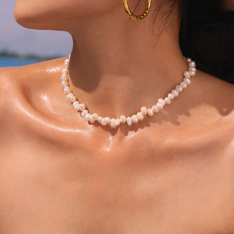 Women's Elegant Necklace: Irregular Freshwater Pearl Necklace For Women Non-fading Fashionable Light Luxury Versatile Collarbone Chain Daily Gift