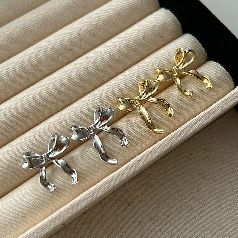 Sweet and Cool Style Bow Knot Earrings Womens Simple Elegant Jewelry Gifts Drop 260302