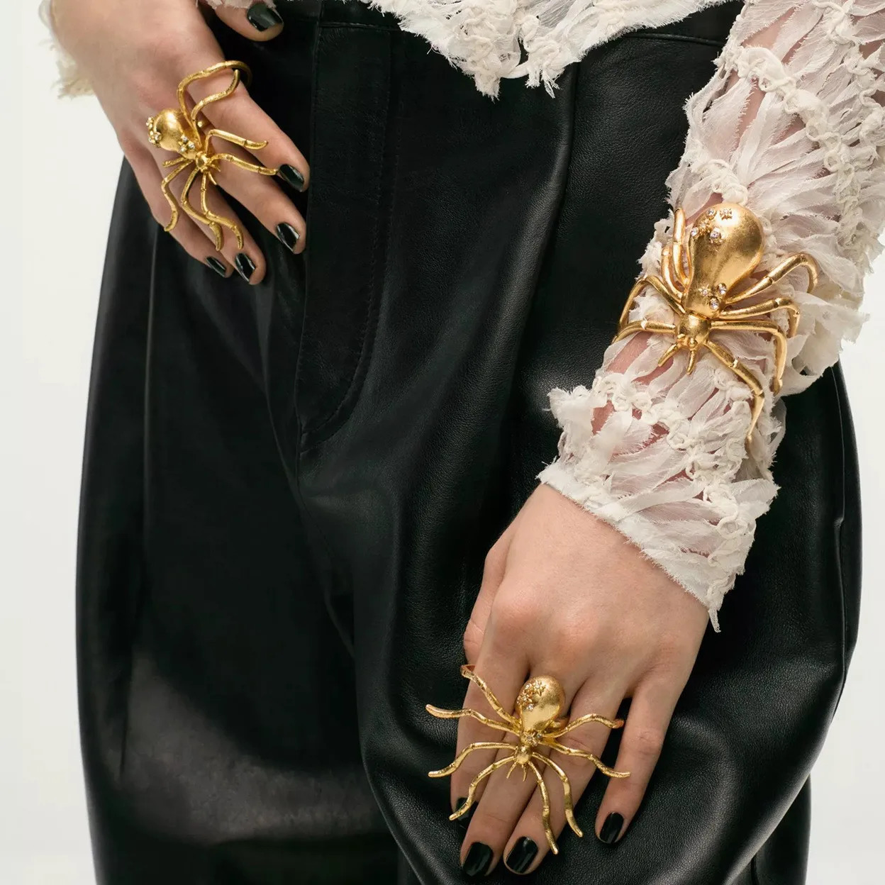 Exaggerated Metal Spider Animal Ring for Women European American Personality Unique Vintage Jewelry Party Accessories 260302