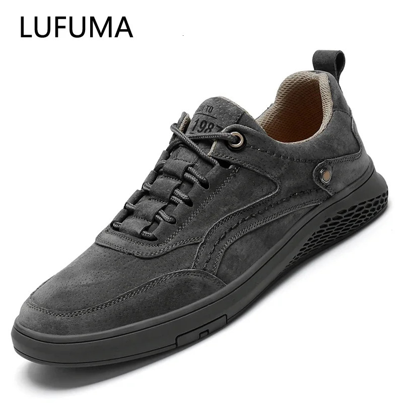 Men Shoes fashion Genuine Leather Casual Shoes Breathable Autumn lace up comfortable Loafers Outdoor Oxfords Men Sneakers shoes 260305
