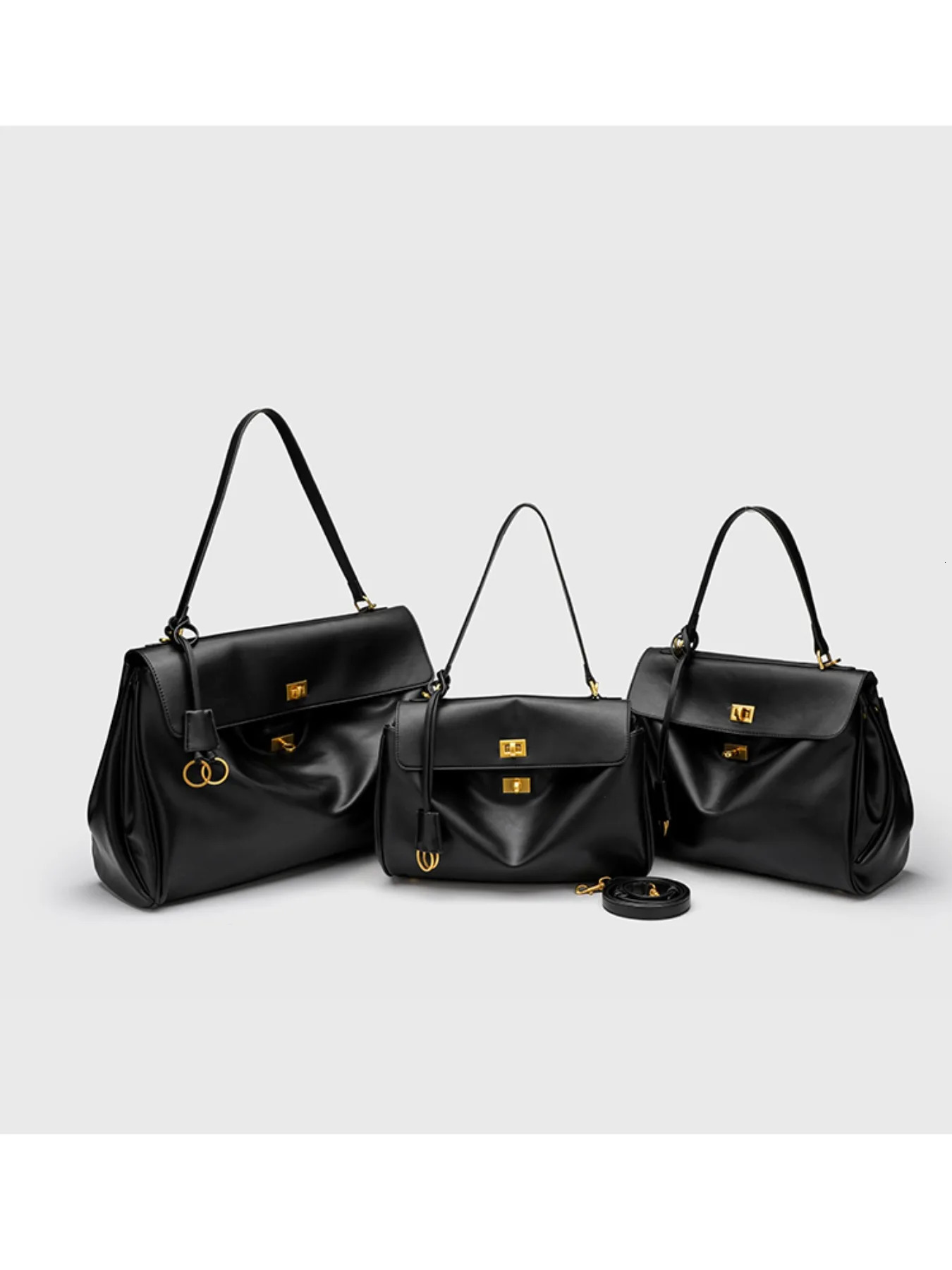Fashion temperament elegant middleaged lady portable Boston bag womens 260228