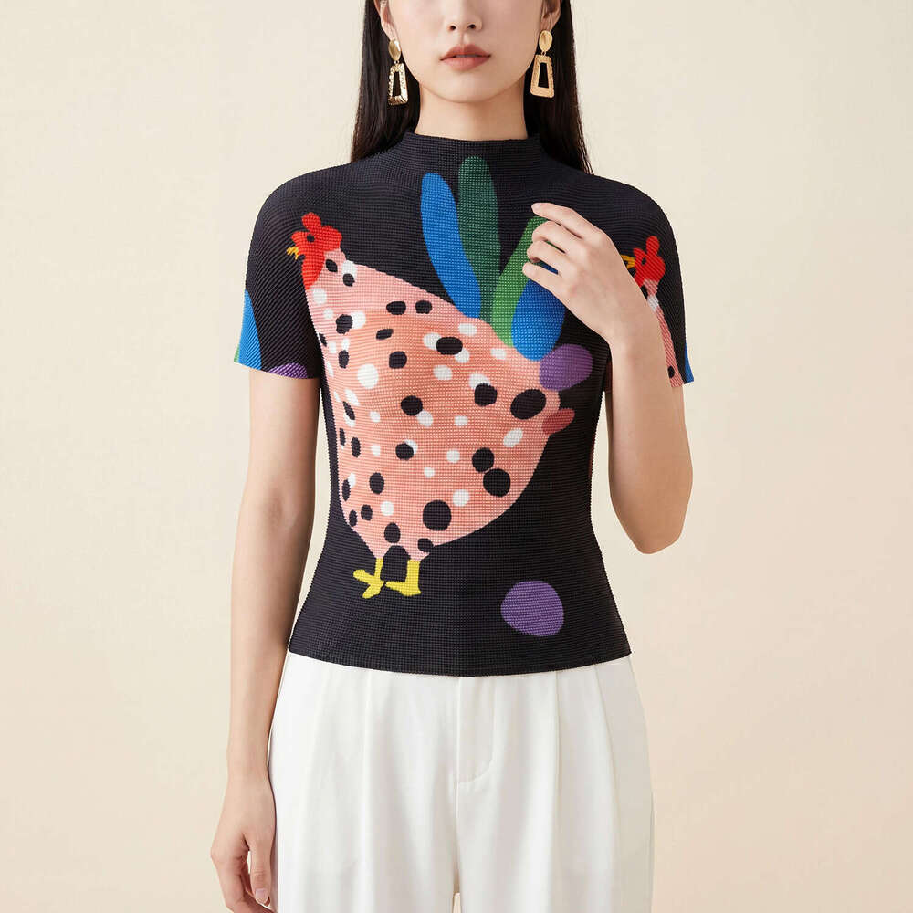 Miyake printed top, new cartoon chick half-high collar short-sleeve T-shirt, slim-fit, elegant, Designer ruched base shirt