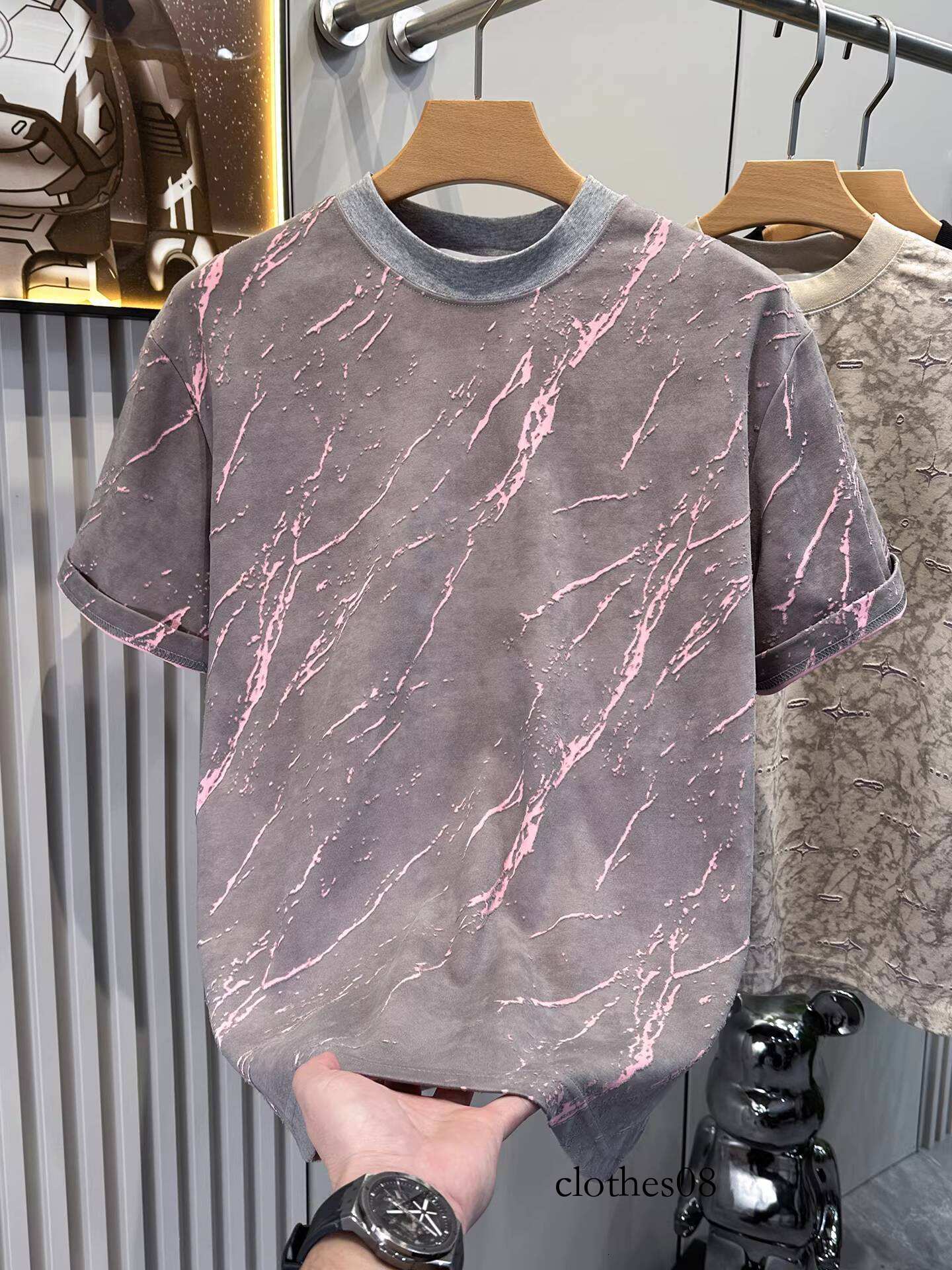 Summer new trendy men's T-shirt with a cool, casual, simple, contrasting color, distressed, niche design, round neck, short sleeves, versatile