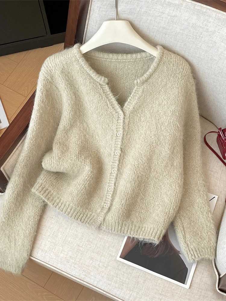 Women Beige Cardigan Cozy Sweater Harajuku Vintage Korean Y2k Long Sleeves V-Neck Cashmere Sweaters Jumper 2000s Clothes Autumn M260306