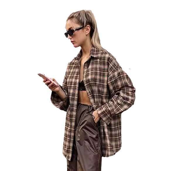 European-style cross-border spring vintage for women, long design, stylish base layer, loose fit plaid shirt