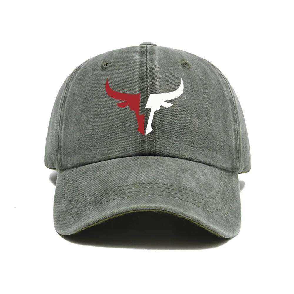 Bull head print baseball vintage men's women's duckbill cap, outdoor travel, sun protection and shading Y260304