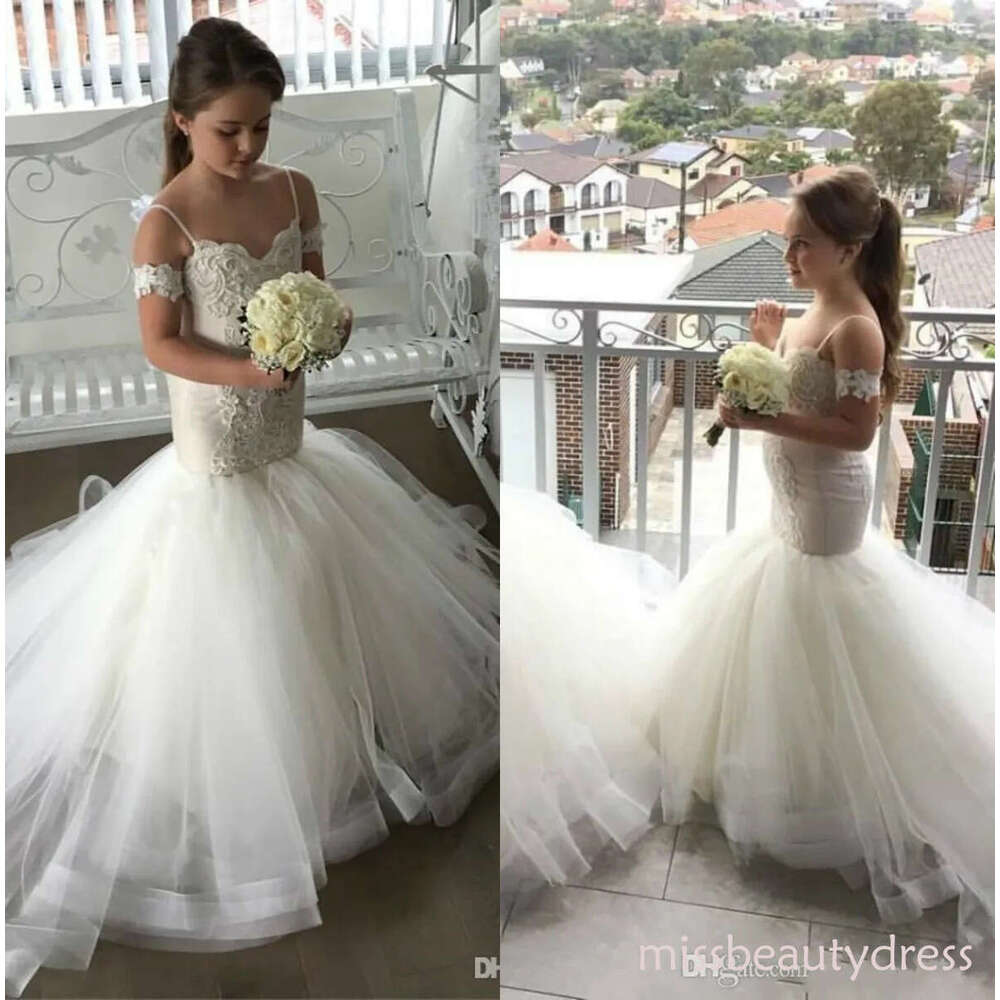 Vintage Mermaid Flower Girl Dresses For Weddings Lace Appliques Spagetti Strap Lovely Tulle Girls Pageant Gowns