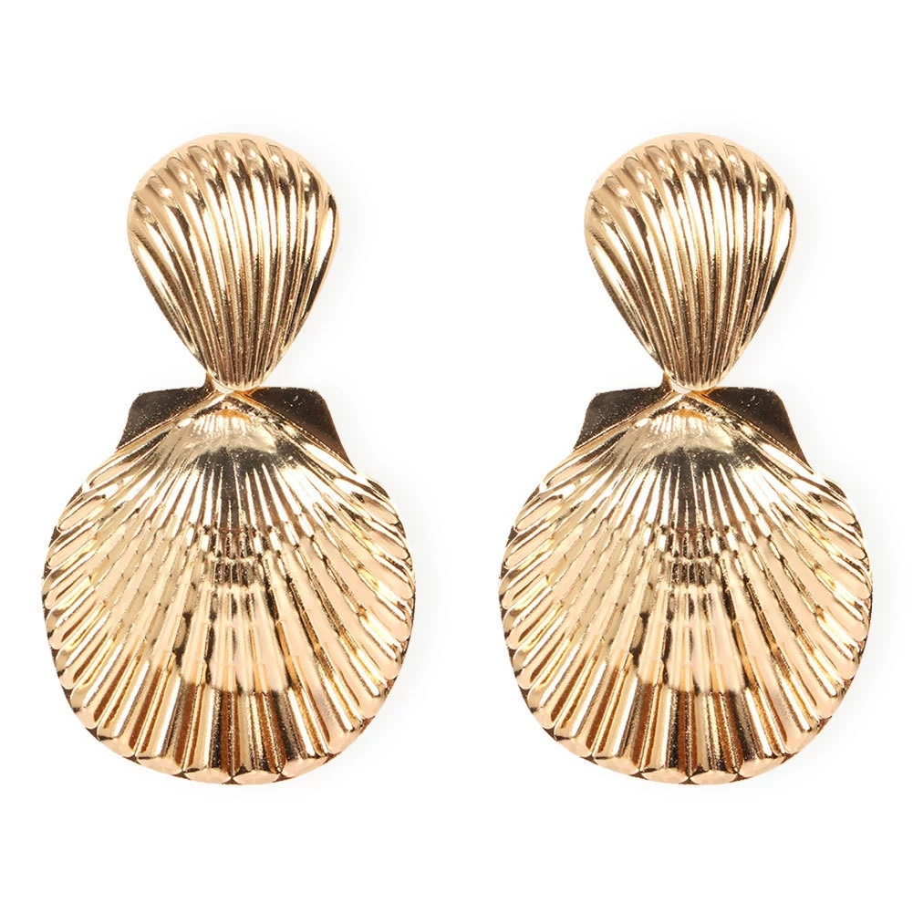 Chic Vintage-Inspired Shell Ear Studs | Durable Metallic Earrings for Her