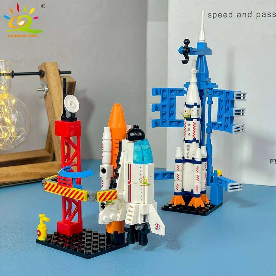 HUIQIBAO Aviation Spaceport Model Space Shuttle Rocket Launch Center Construction Building Blocks MOC Spaceship Kids Bricks Toy Z260306